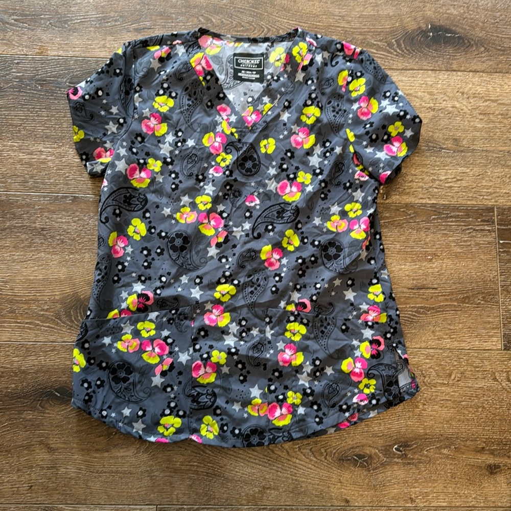 Cherokee‎ scrub top XS